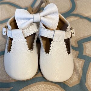 Elegant White Baby Walker Shoes with Bow